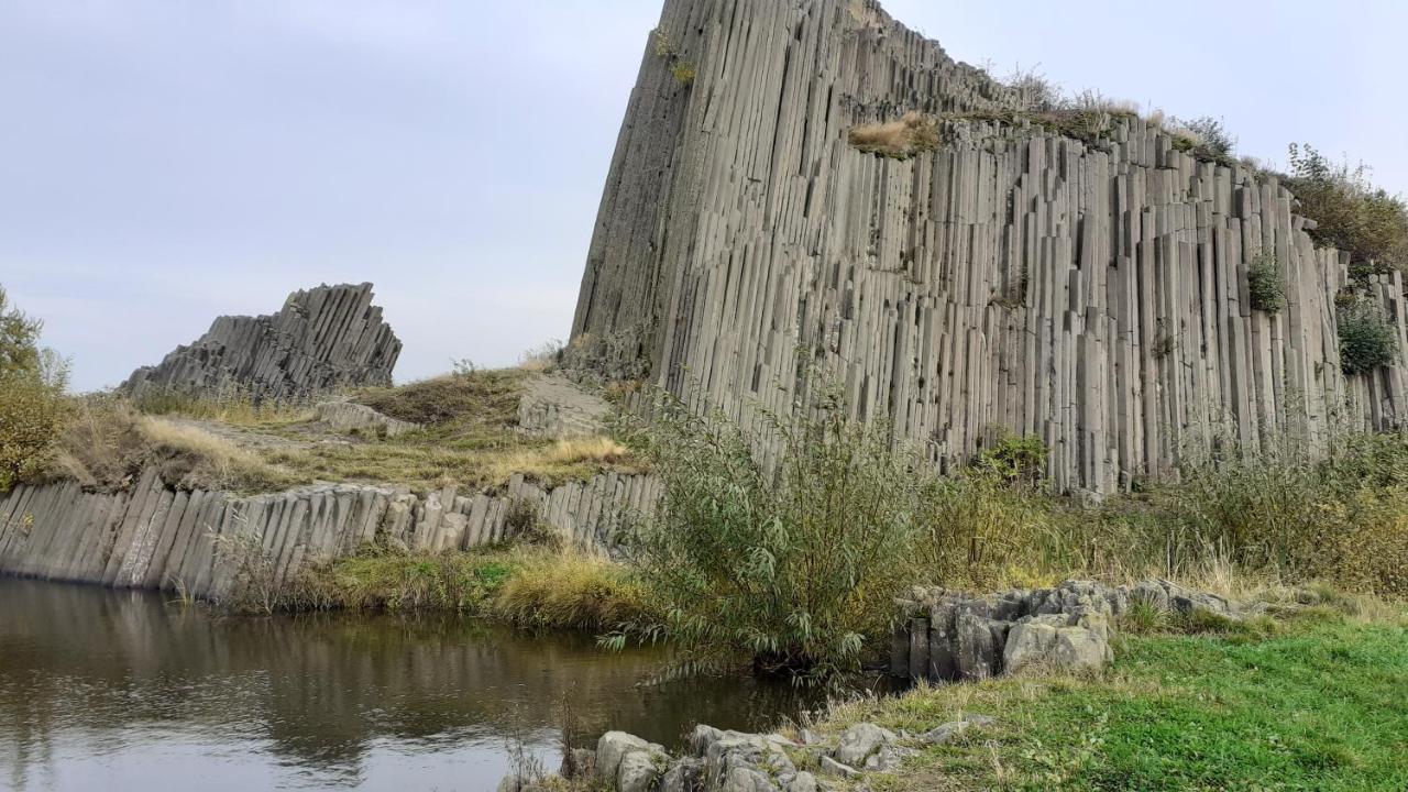 Resort Chribska Apartmany Adri Eksteriør bilde