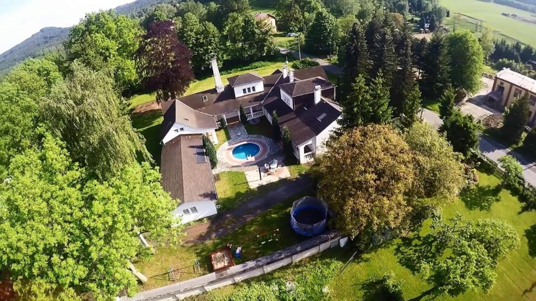 Resort Chribska Apartmany Adri Eksteriør bilde