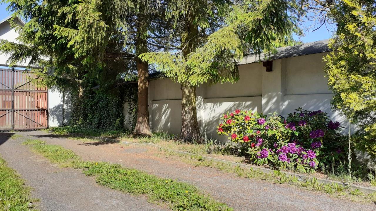 Resort Chribska Apartmany Adri Eksteriør bilde