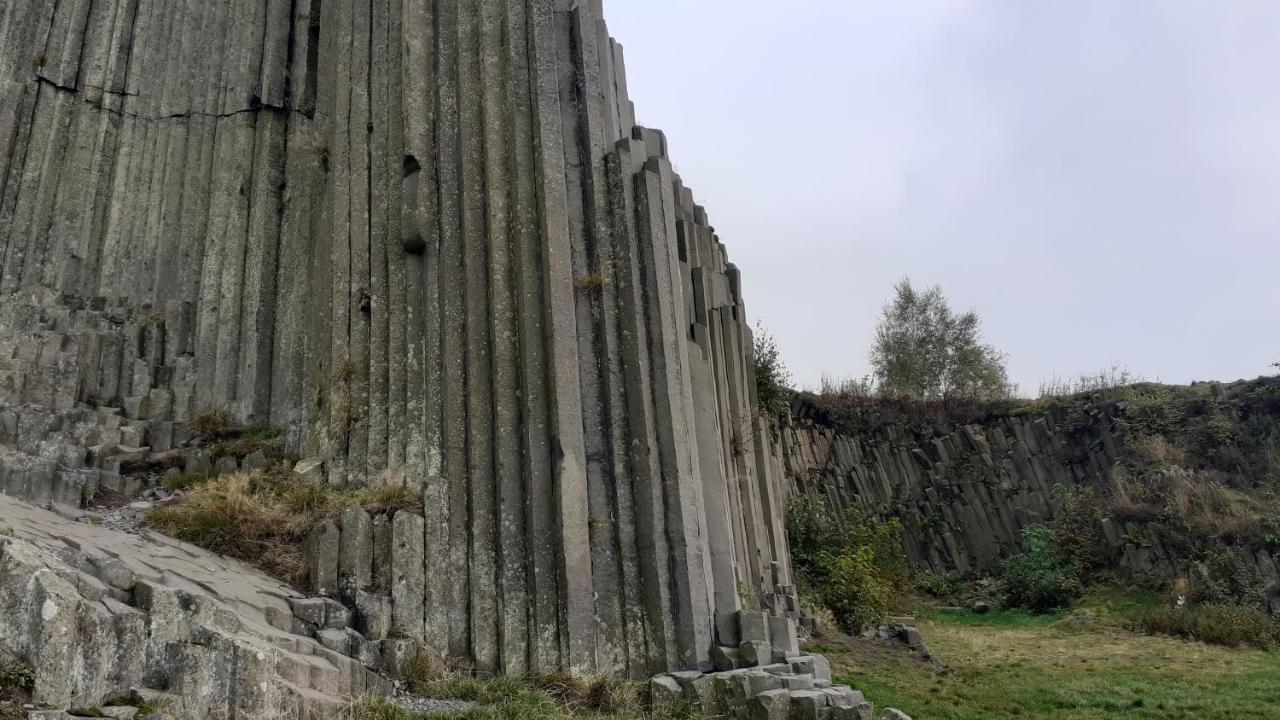 Resort Chribska Apartmany Adri Eksteriør bilde