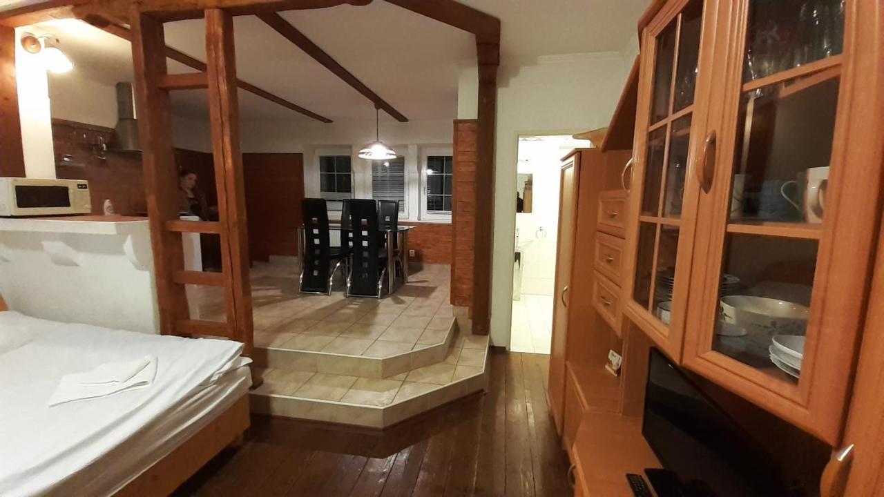 Resort Chribska Apartmany Adri Eksteriør bilde