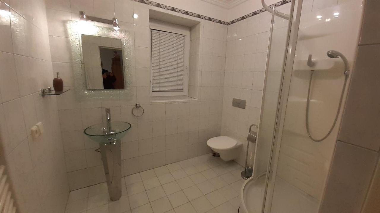 Resort Chribska Apartmany Adri Eksteriør bilde